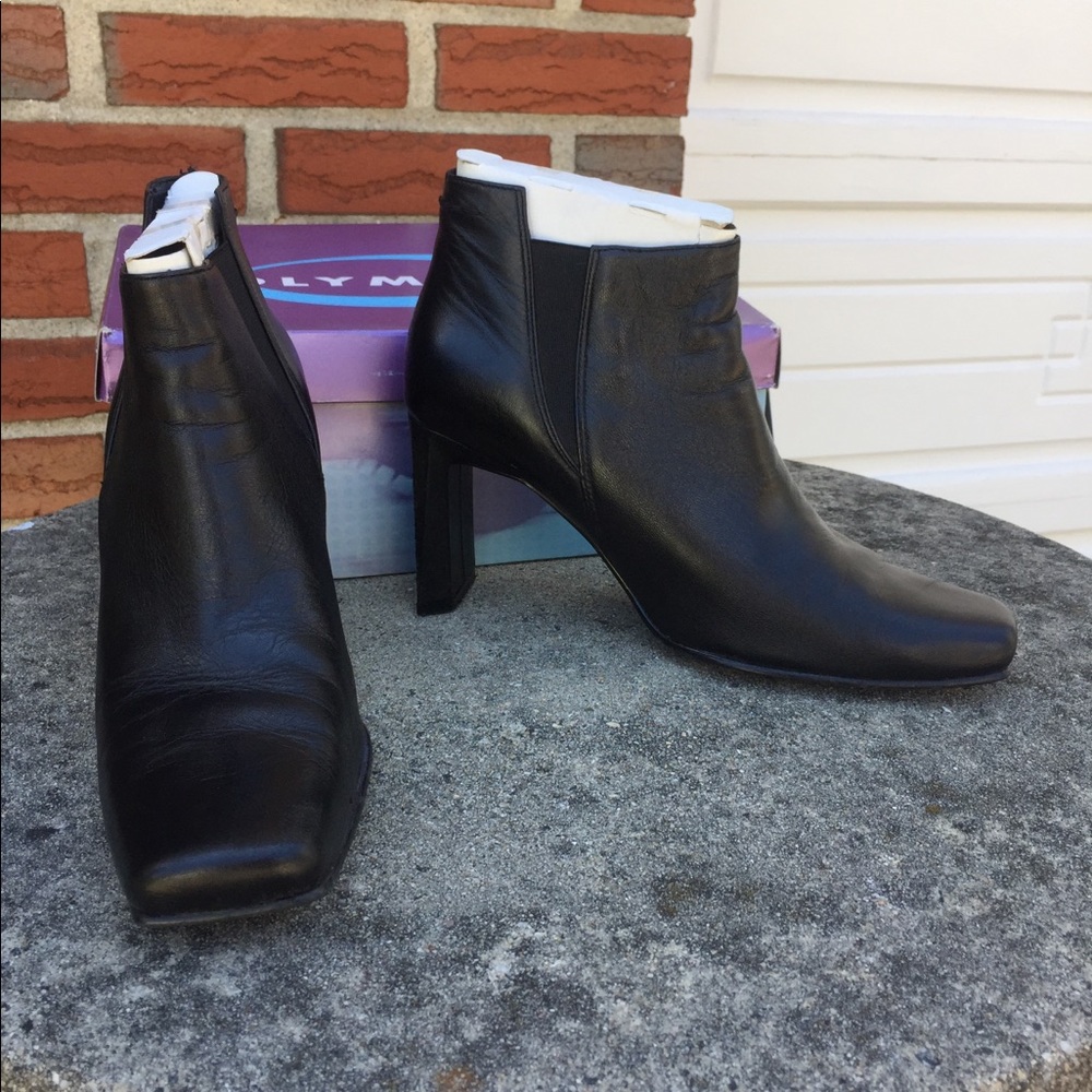 Shoes - Picture 8 of 8